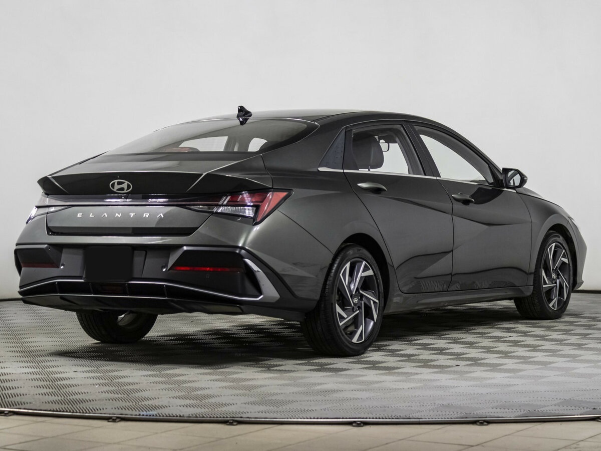 Hyundai Elantra б/у, 2023, Вариатор. Фото: #3