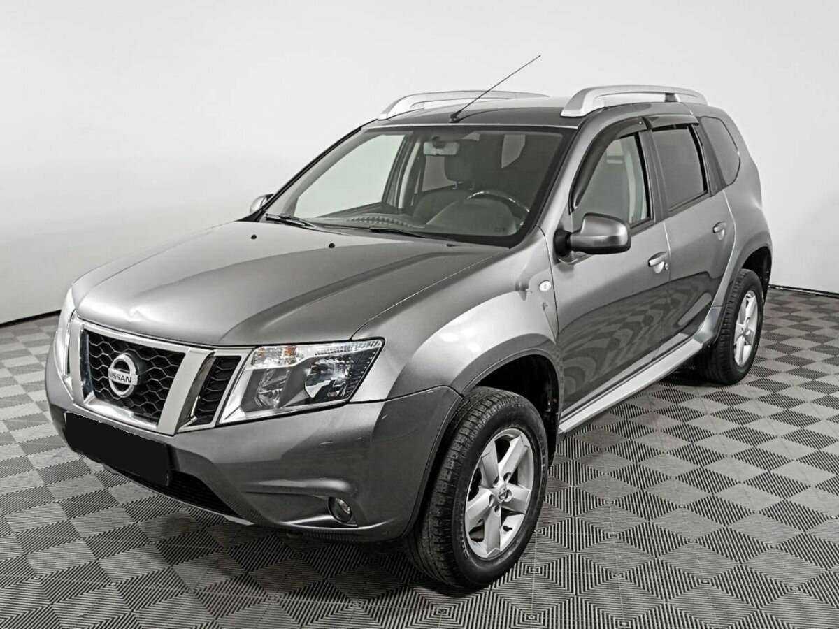 Nissan Terrano б/у, 2017, Механическая. Посмотреть фото