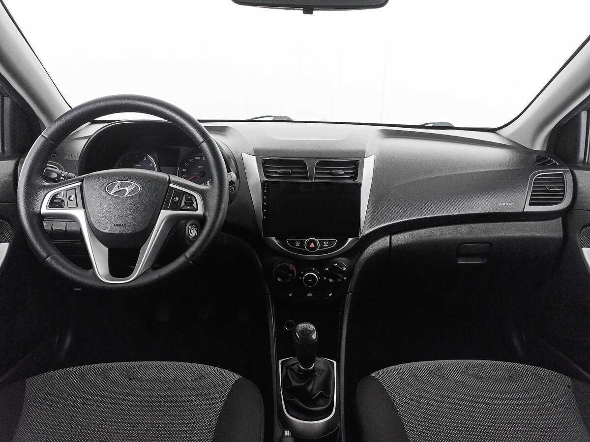 Hyundai Solaris б/у, 2014, Механическая. Фото: #10