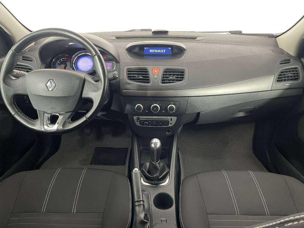 Renault Fluence б/у, 2015, Механическая. Фото: #6
