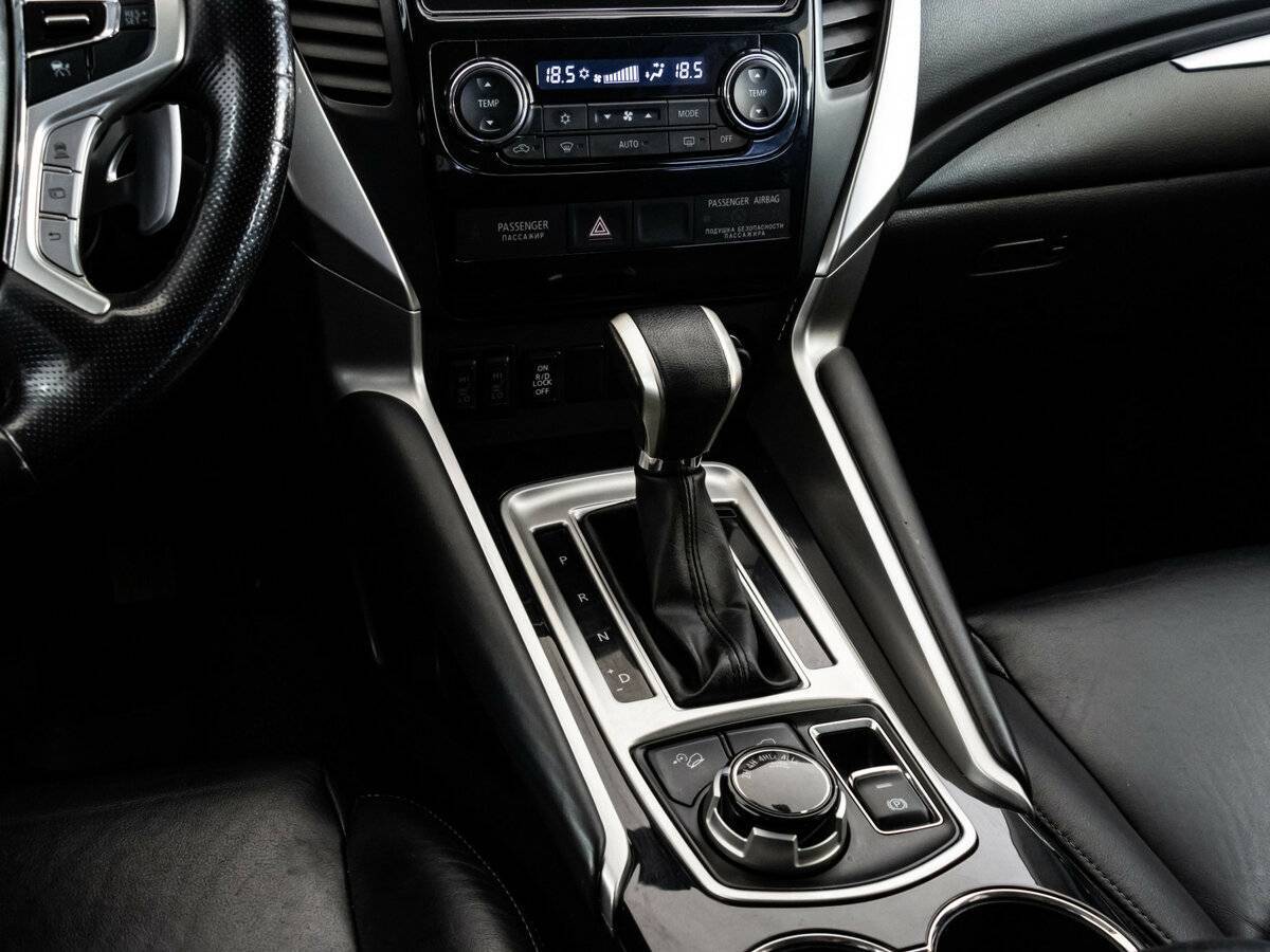 Mitsubishi Pajero Sport б/у, 2019, Автоматическая. Фото: #10