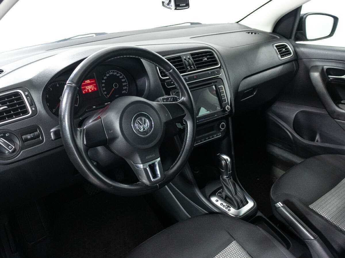 Volkswagen Polo б/у, 2014, Автоматическая. Фото: #10