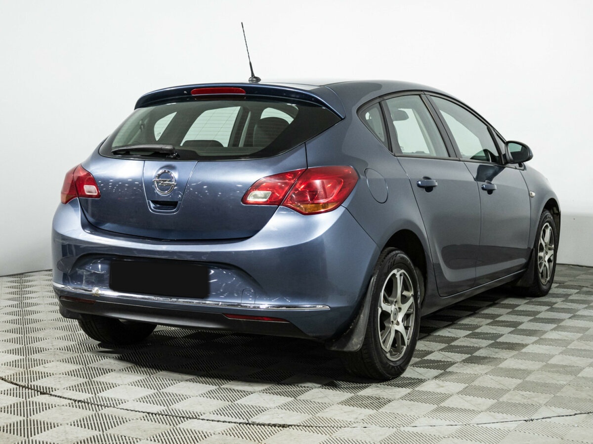 Opel Astra б/у, 2013, Автоматическая. Фото: #4