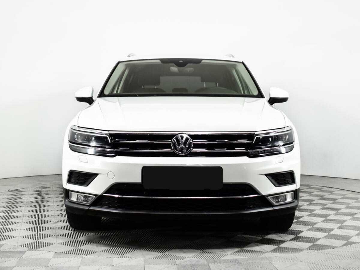 Volkswagen Tiguan б/у, 2017, Роботизированная. Фото: #1