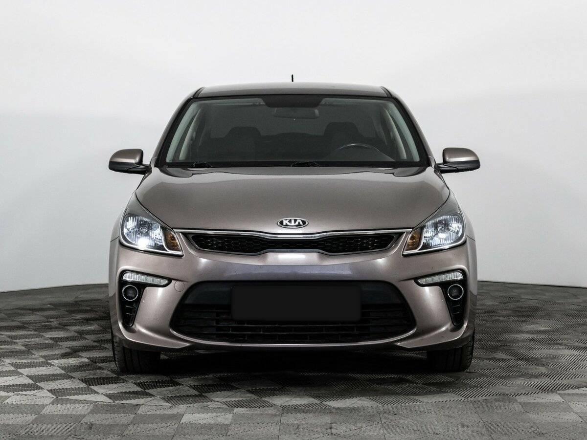 Kia Rio б/у, 2018, Автоматическая. Фото: #1