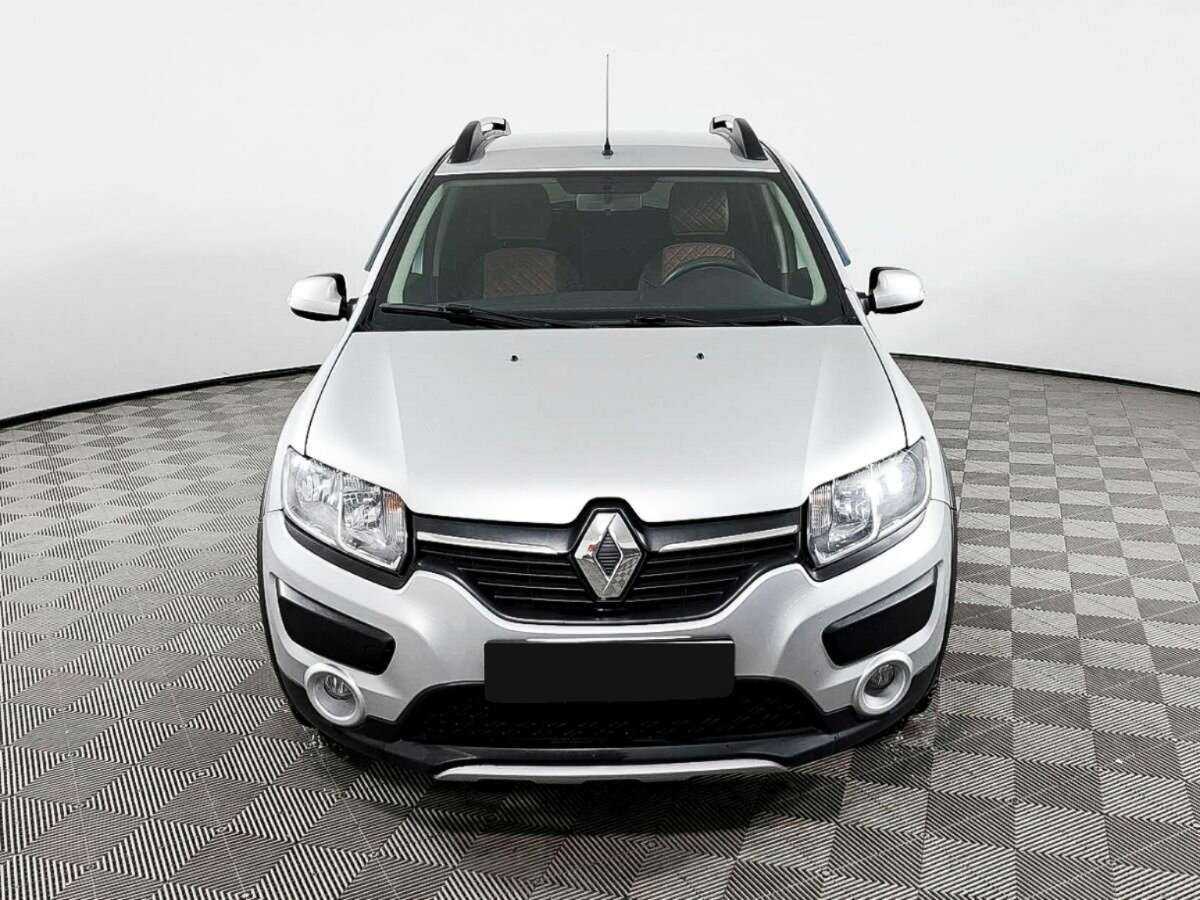 Renault Sandero б/у, 2018, Механическая. Фото: #1