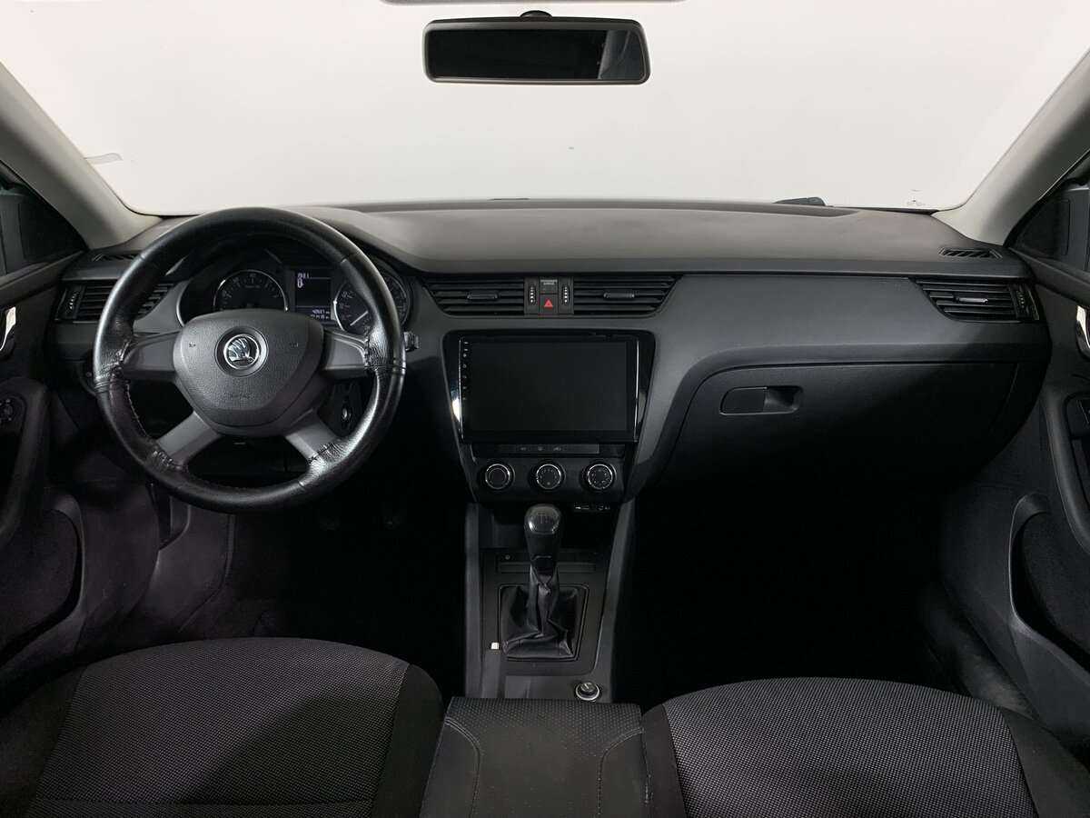 Skoda Octavia б/у, 2014, Механическая. Фото: #9