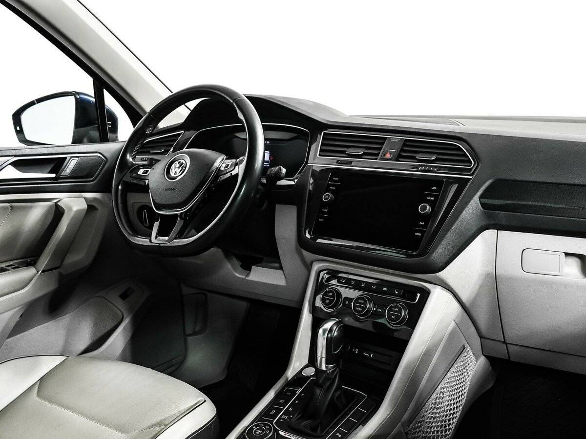 Volkswagen Tiguan б/у, 2017, Роботизированная. Фото: #8