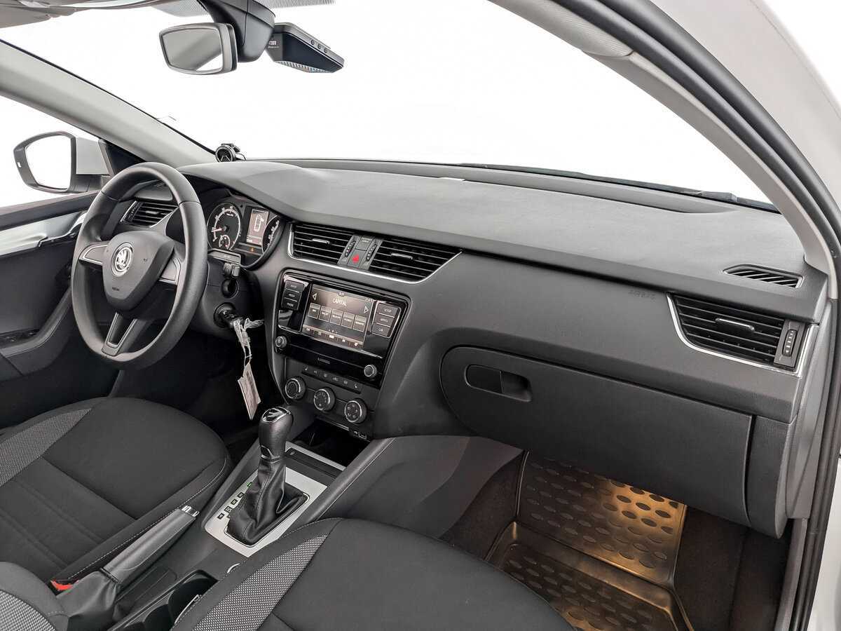 Skoda Octavia б/у, 2019, Автоматическая. Фото: #10