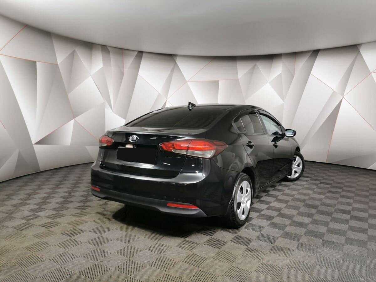 Kia Cerato б/у, 2017, Автоматическая. Фото: #1