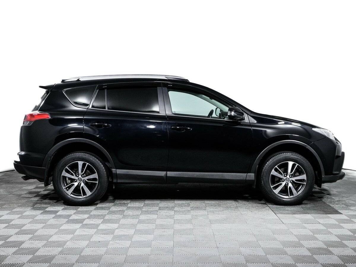 Toyota RAV4 б/у, 2017, Автоматическая. Фото: #3