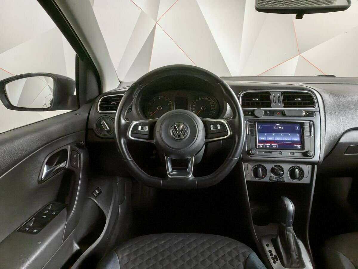 Volkswagen Polo б/у, 2019, Автоматическая. Фото: #14