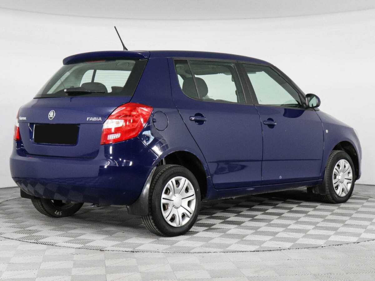 Skoda Fabia б/у, 2013, Механическая. Фото: #2