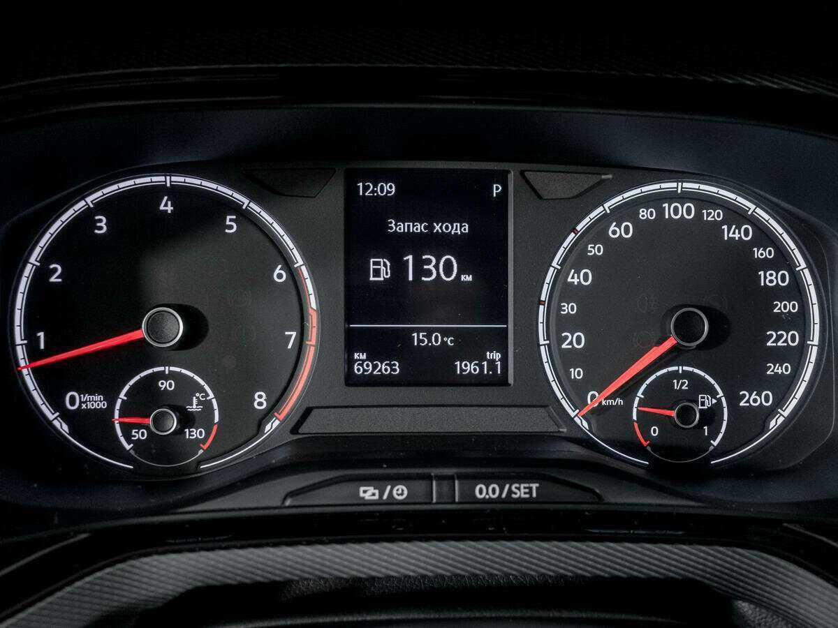 Volkswagen Polo б/у, 2020, Автоматическая. Фото: #10