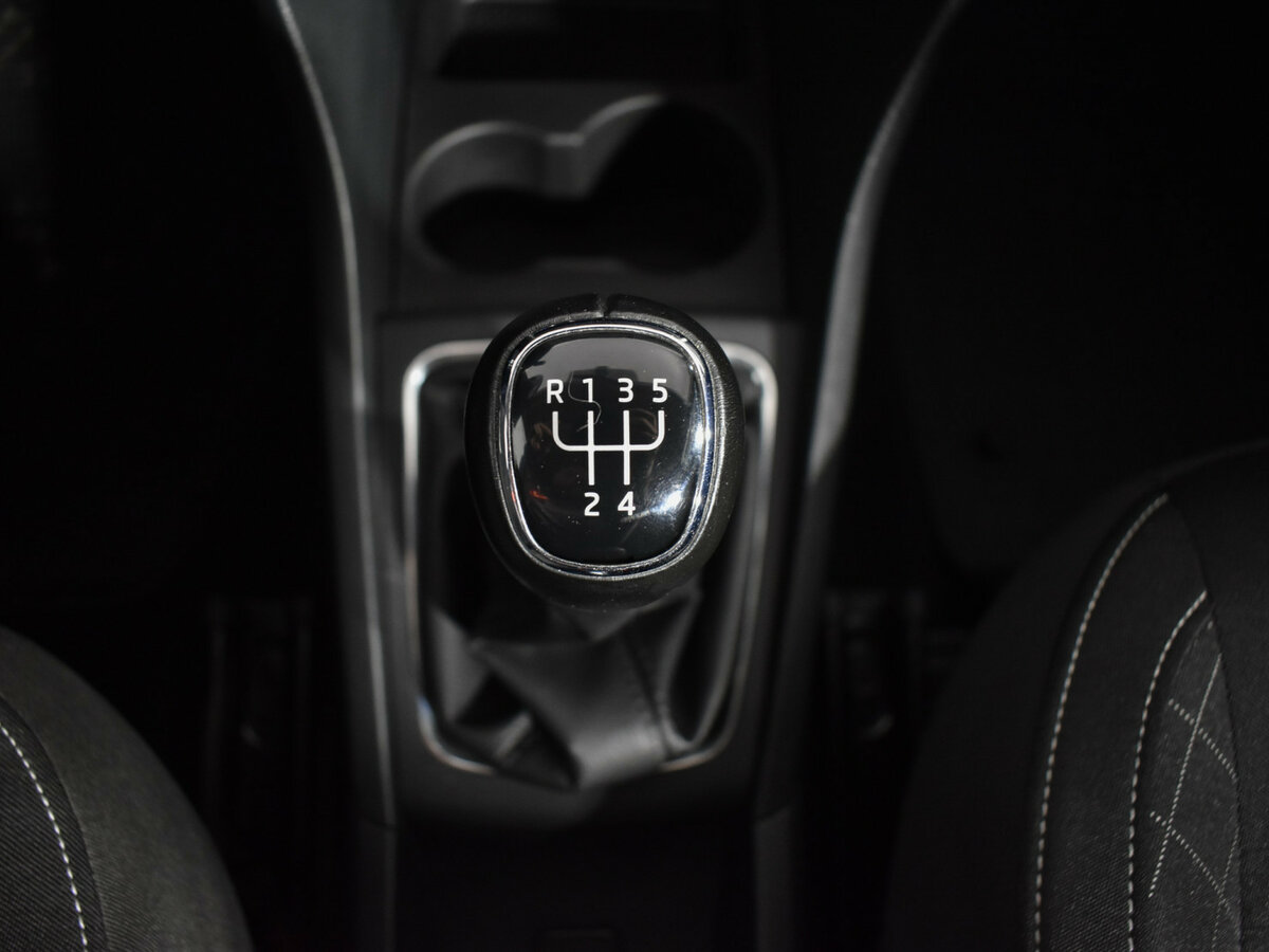 Skoda Rapid б/у, 2017, Механическая. Фото: #17