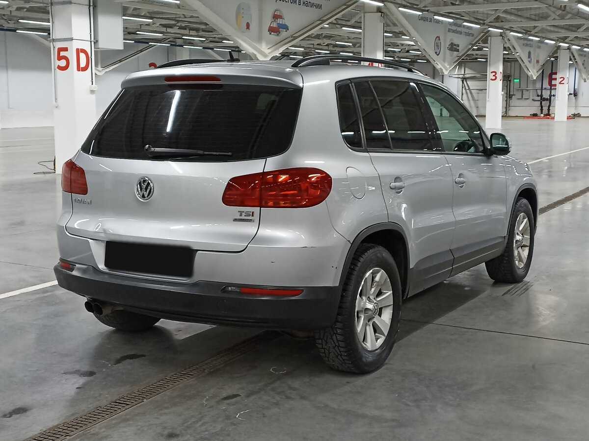 Volkswagen Tiguan б/у, 2012, Механическая. Фото: #4