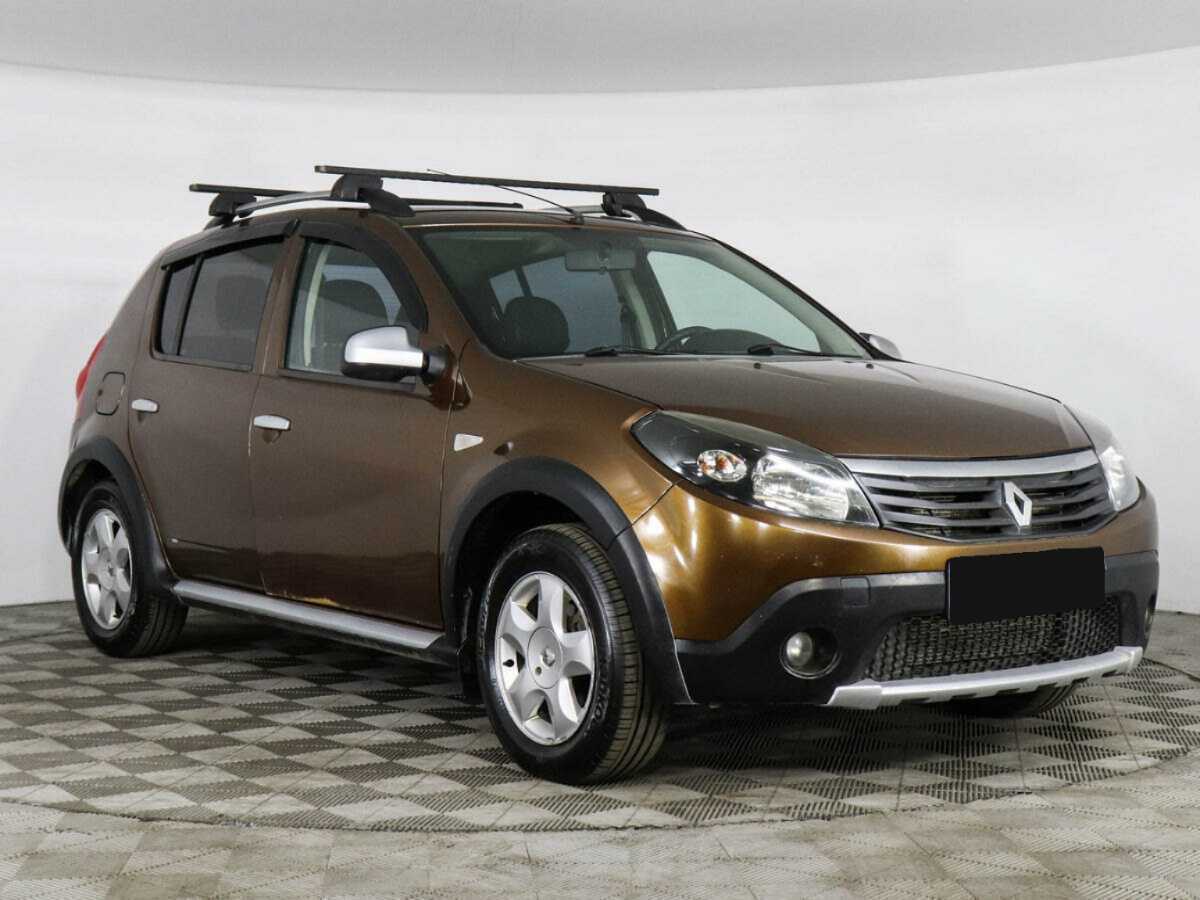 Renault Sandero б/у, 2013, Автоматическая. Фото: #1