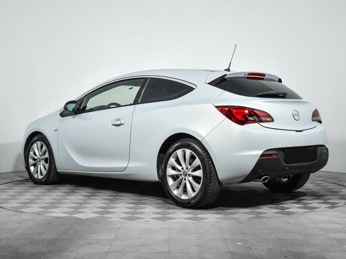 Opel Astra б/у, 2012, Автоматическая. Фото: #6