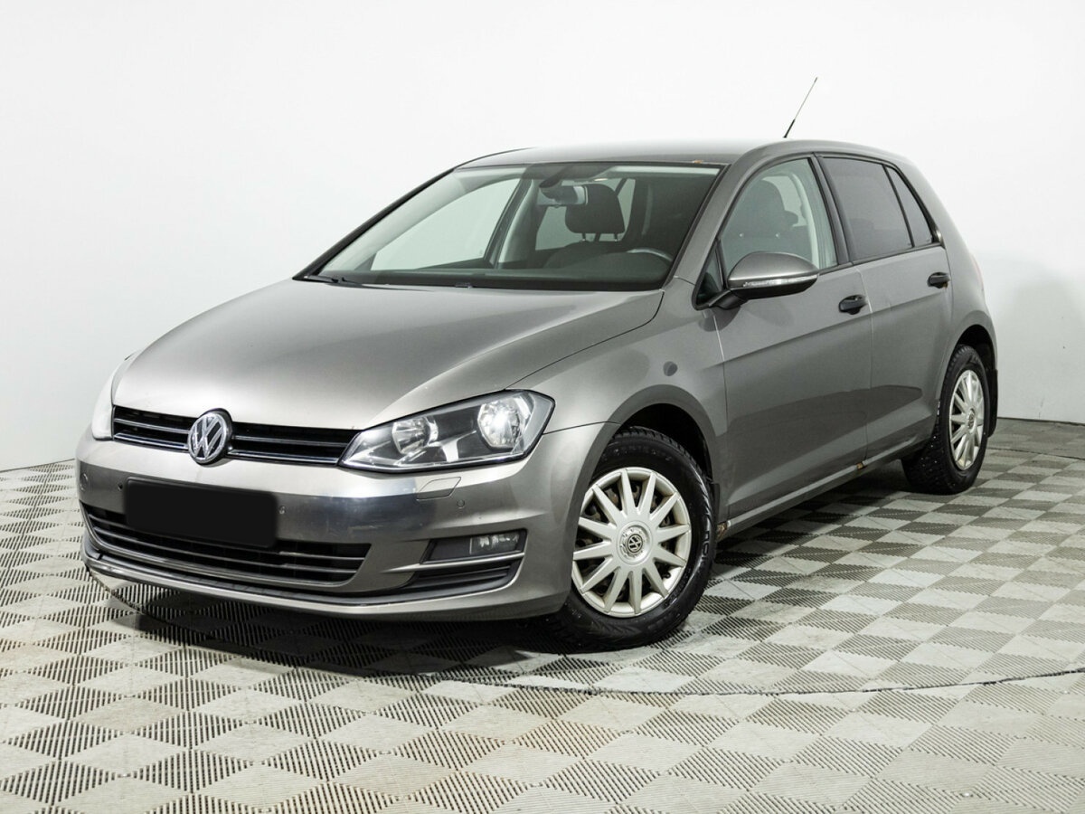 Volkswagen Golf б/у, 2013, Механическая. Фото: #0