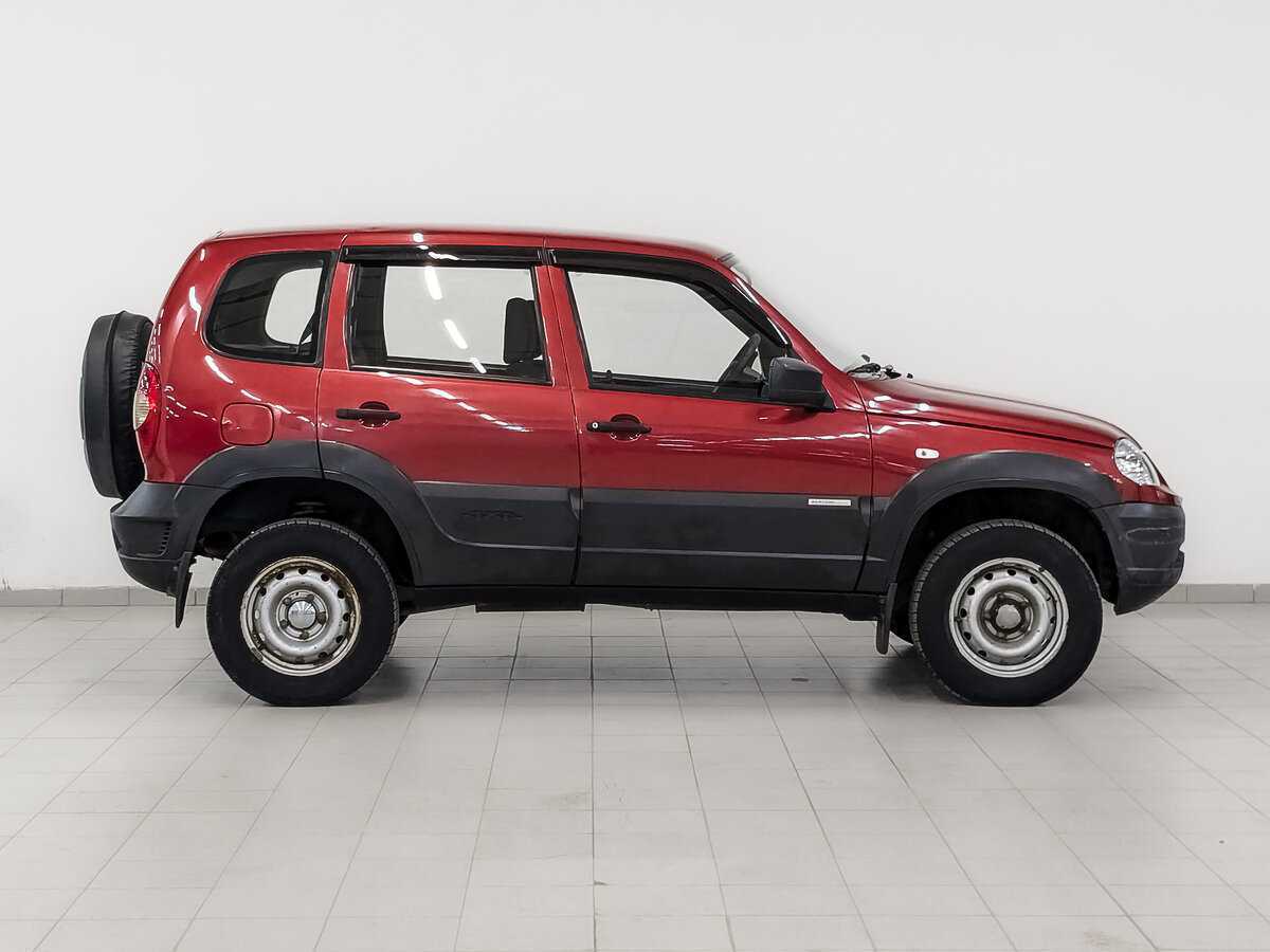 Chevrolet Niva б/у, 2015, Механическая. Фото: #3