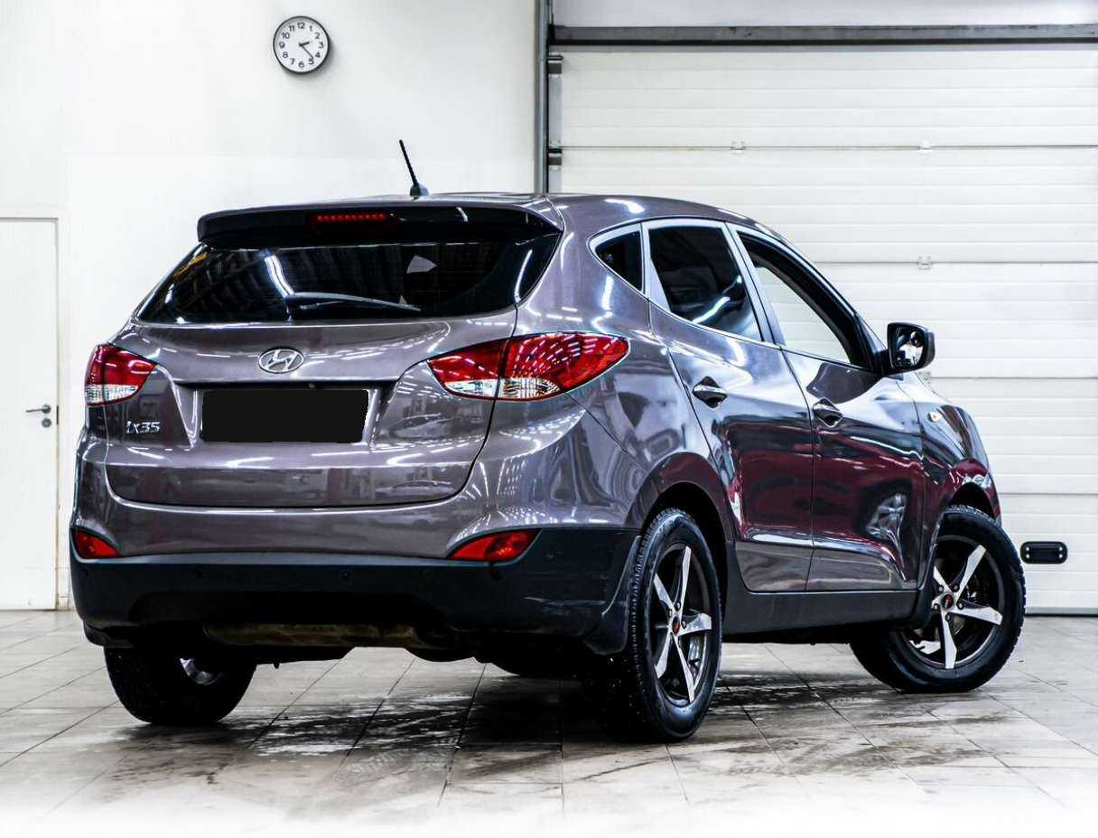 Hyundai ix35 б/у, 2014, Автоматическая. Фото: #2