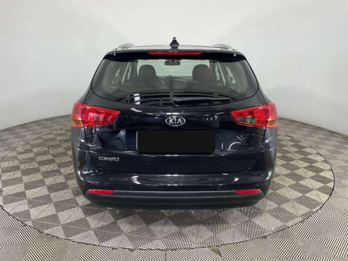 Kia Ceed б/у, 2017, Автоматическая. Фото: #2