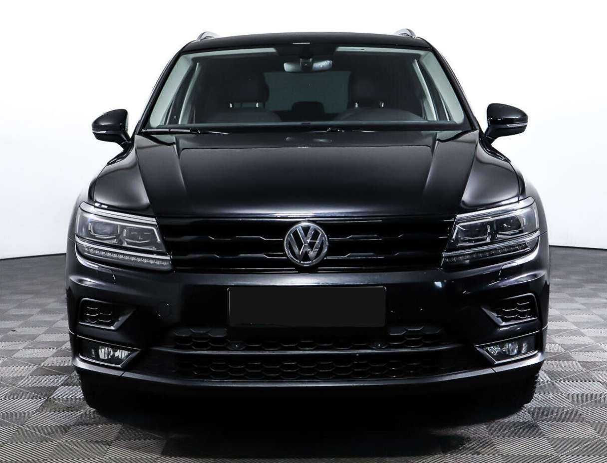 Volkswagen Tiguan б/у, 2018, Роботизированная. Фото: #1