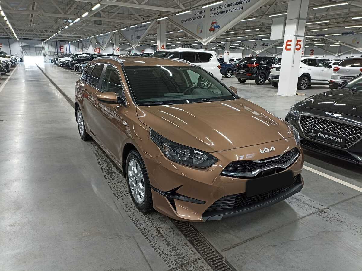 Kia Ceed б/у, 2022, Автоматическая. Фото: #2