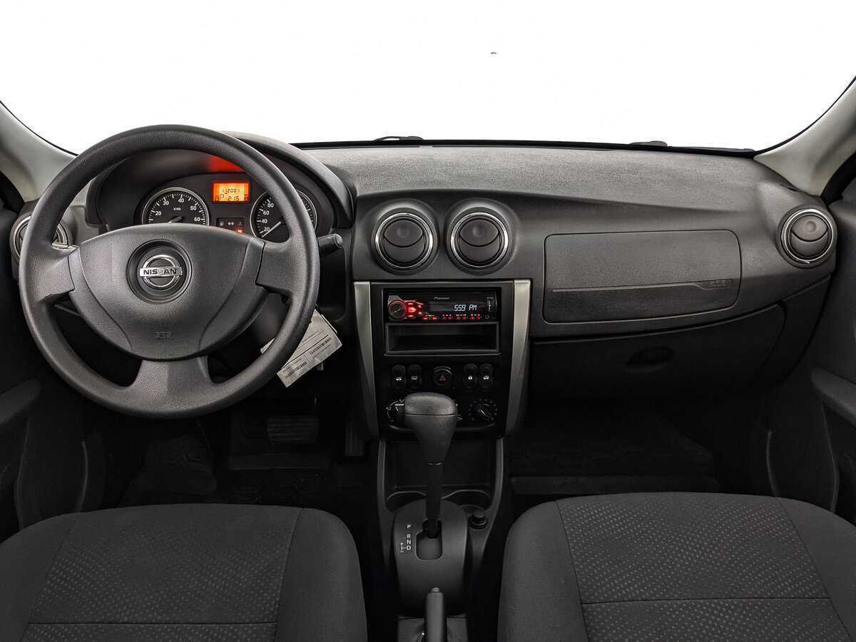 Nissan Almera б/у, 2015, Автоматическая. Фото: #9