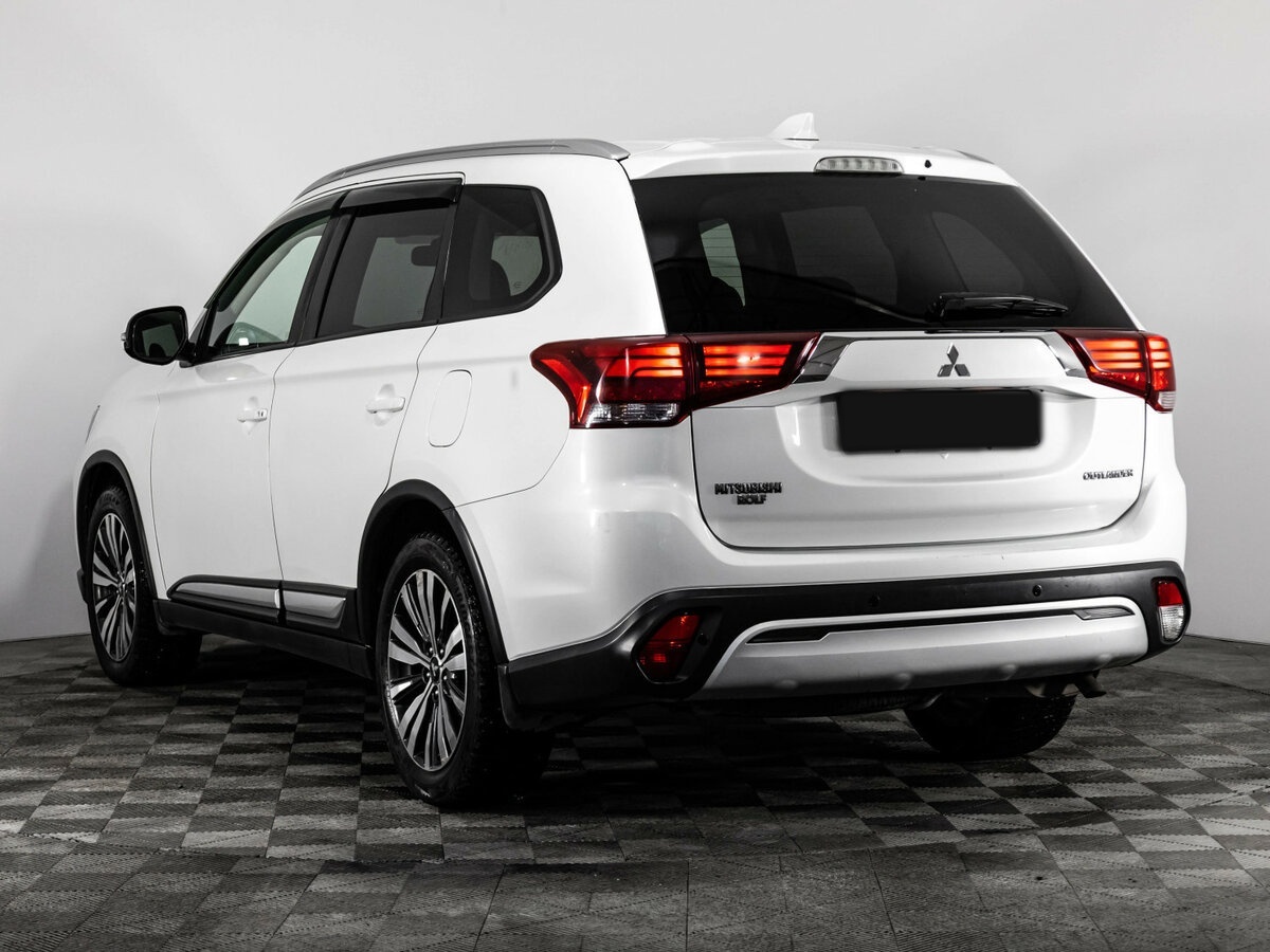Mitsubishi Outlander б/у, 2019, Вариатор. Фото: #5