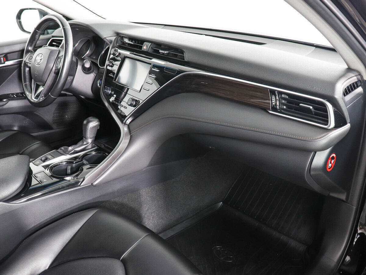 Toyota Camry б/у, 2019, Автоматическая. Фото: #9