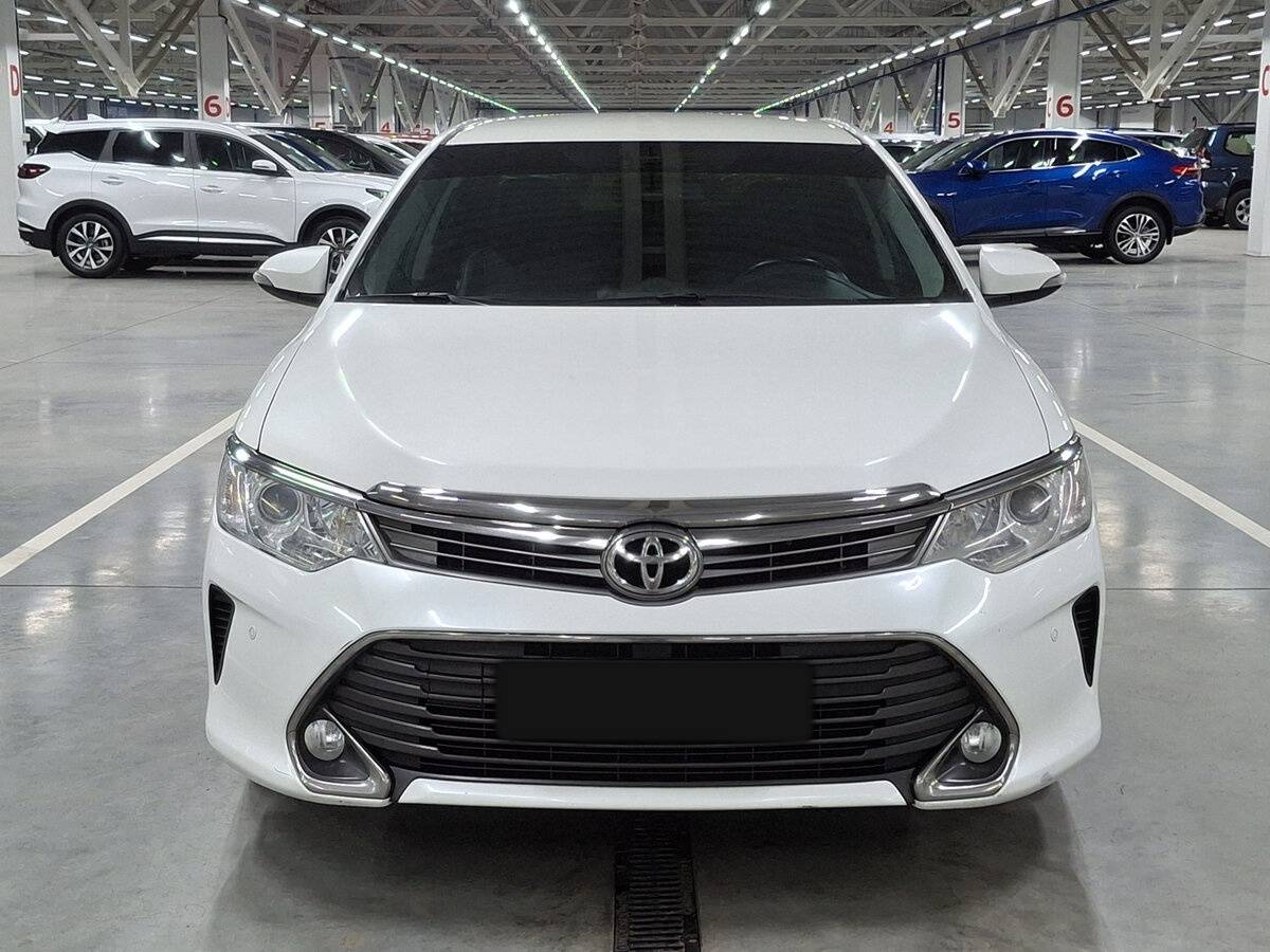 Toyota Camry б/у, 2015, Автоматическая. Фото: #1