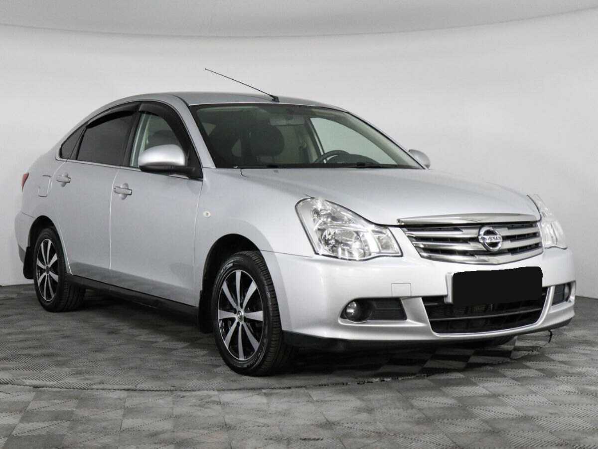 Nissan Almera б/у, 2016, Механическая. Фото: #2