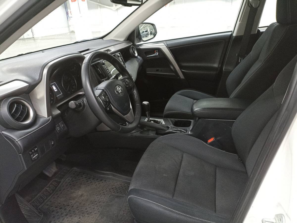 Toyota RAV4 б/у, 2017, Вариатор. Фото: #15