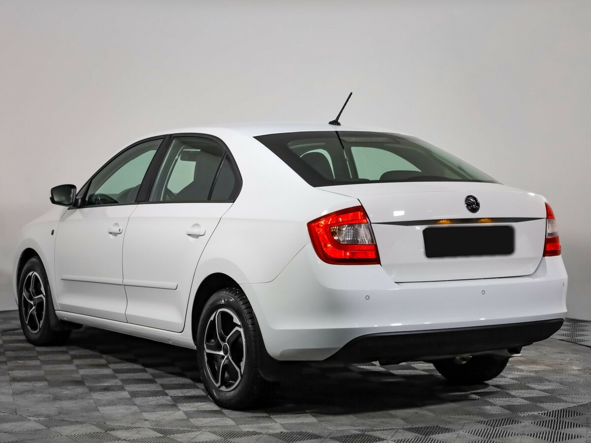 Skoda Rapid б/у, 2015, Механическая. Фото: #5