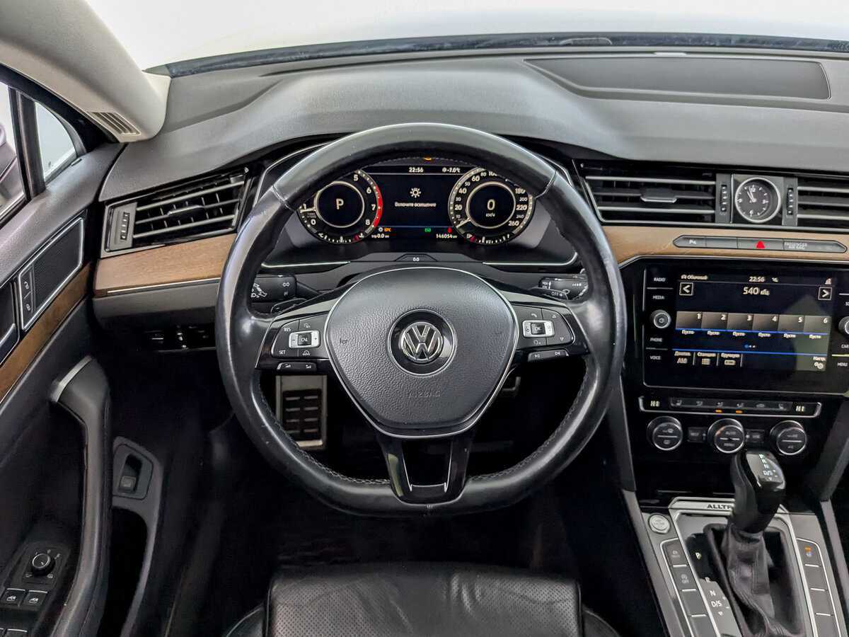 Volkswagen Passat б/у, 2018, Роботизированная. Фото: #21