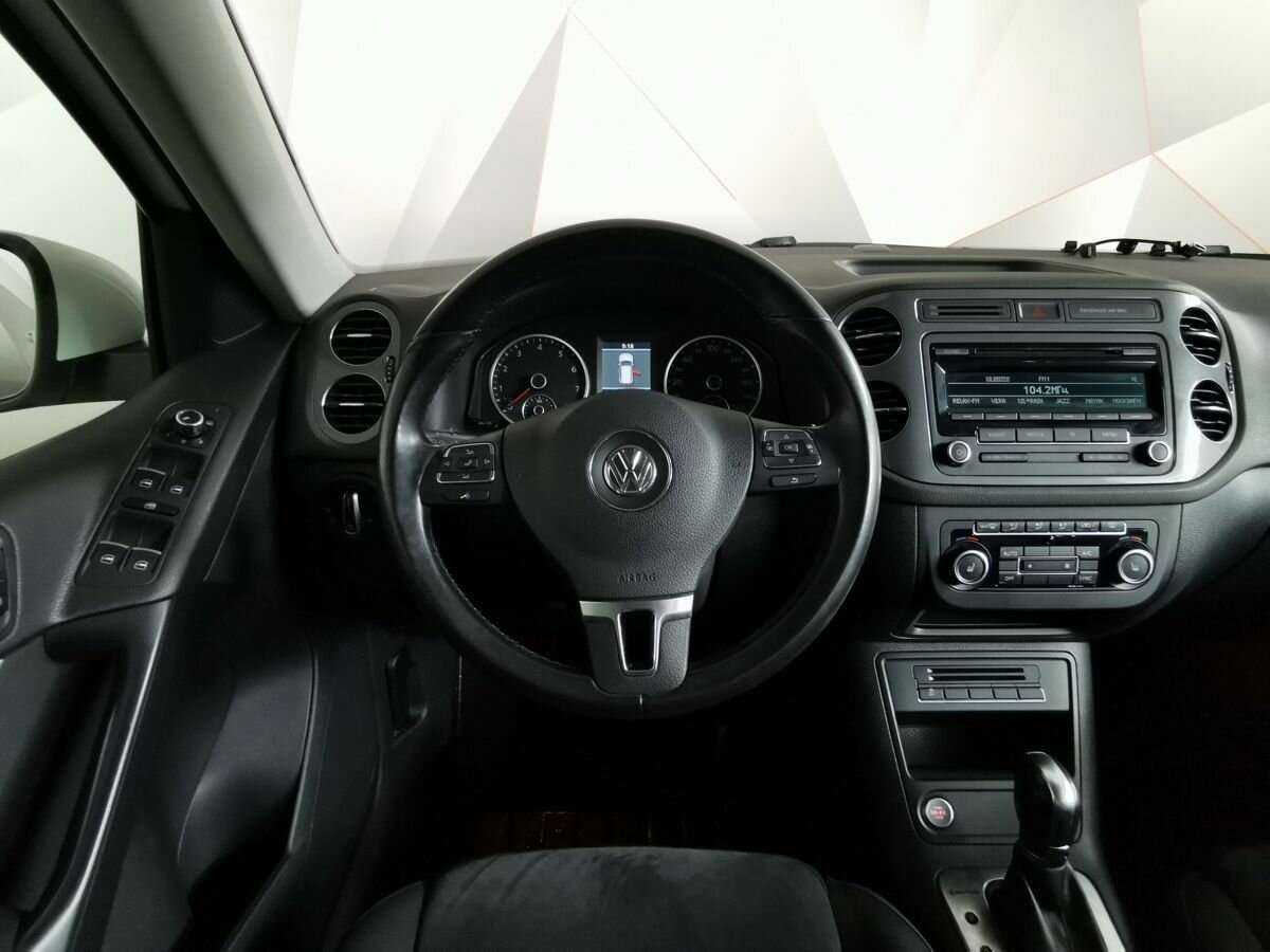 Volkswagen Tiguan б/у, 2013, Автоматическая. Фото: #17