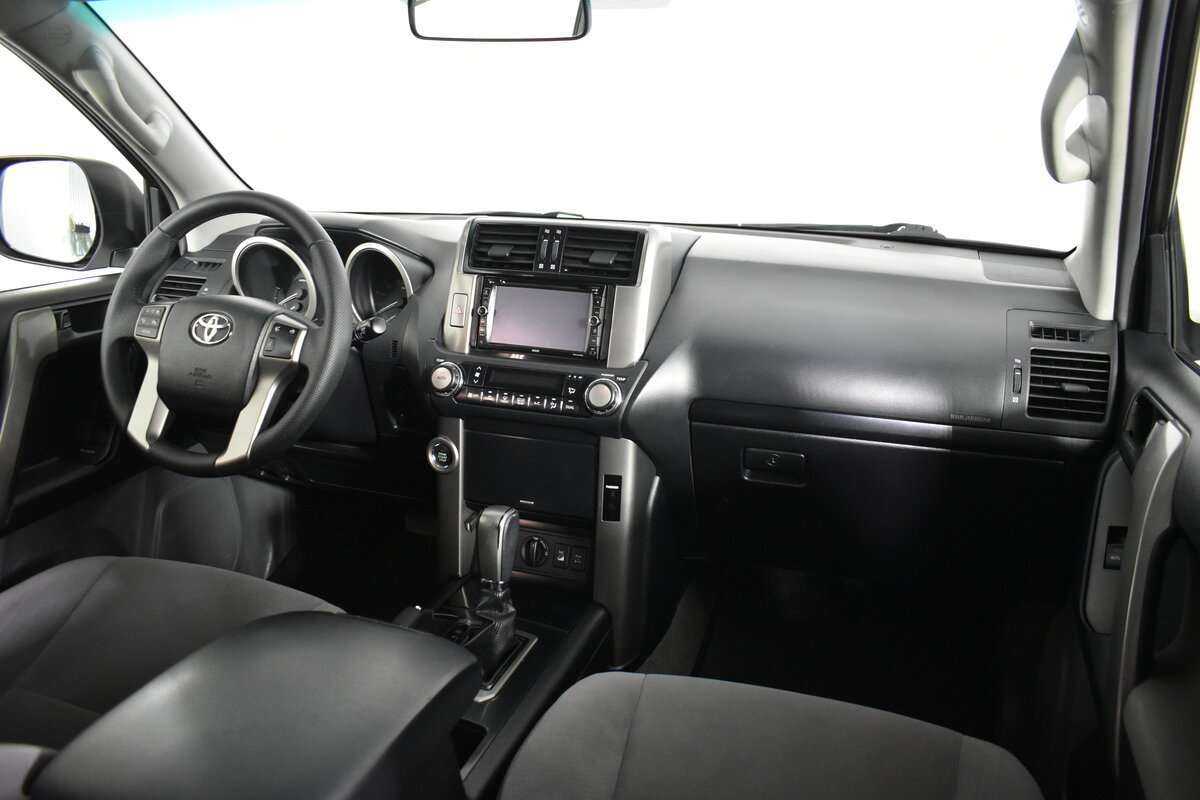 Toyota Land Cruiser Prado б/у, 2012, Автоматическая. Фото: #9