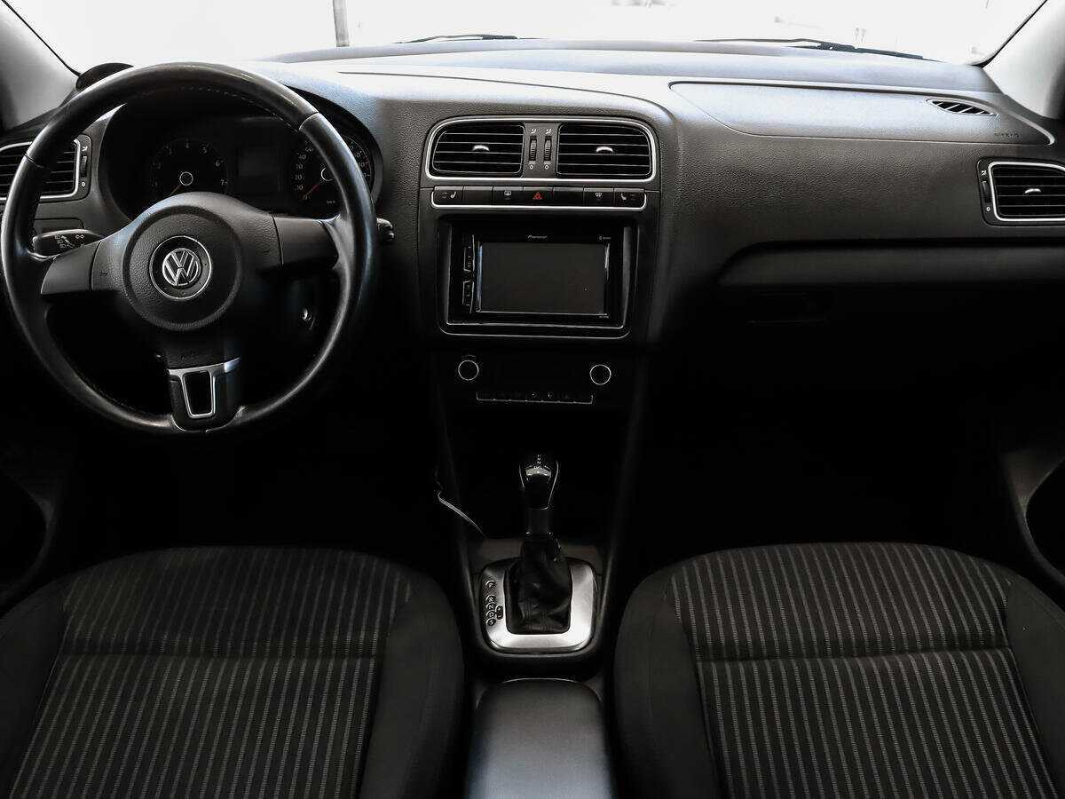 Volkswagen Polo б/у, 2013, Автоматическая. Фото: #9