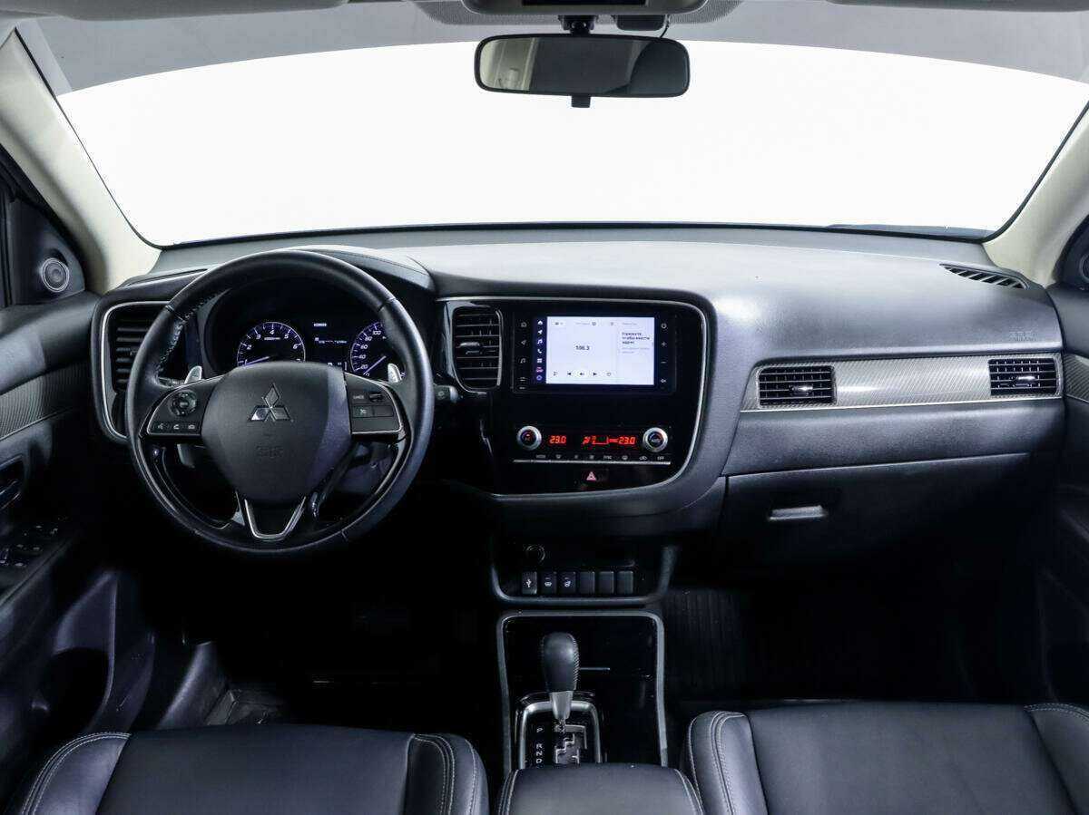 Mitsubishi Outlander б/у, 2021, Вариатор. Фото: #9