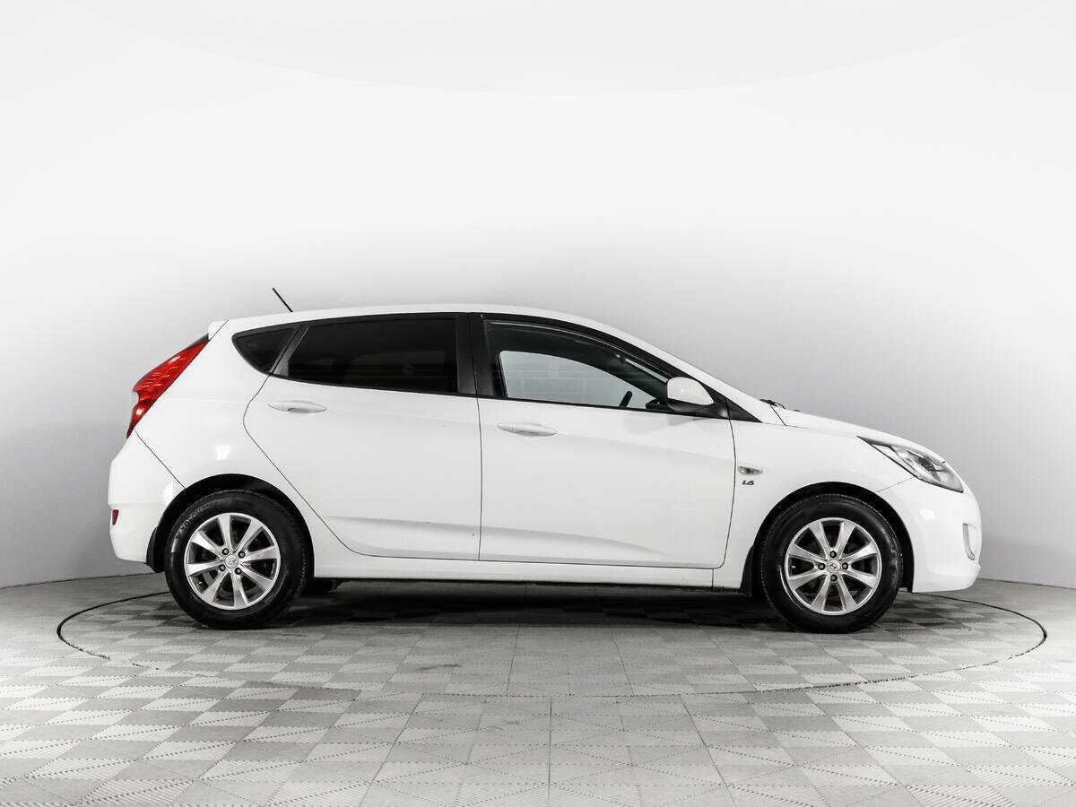 Hyundai Solaris б/у, 2014, Автоматическая. Фото: #3