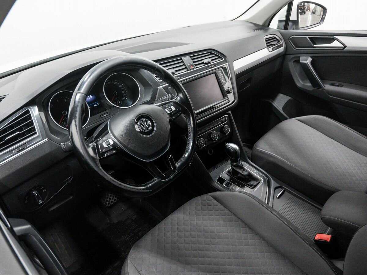 Volkswagen Tiguan б/у, 2017, Роботизированная. Фото: #13