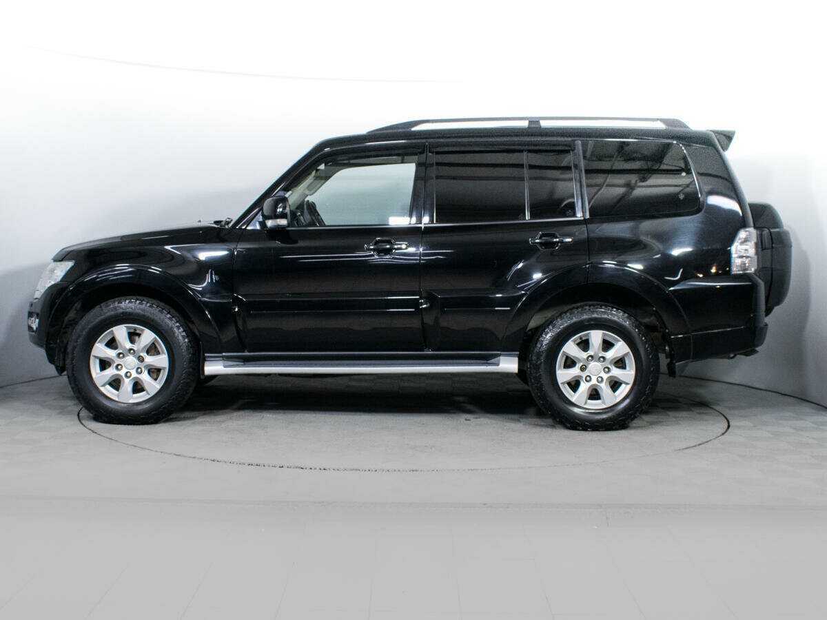 Mitsubishi Pajero б/у, 2014, Автоматическая. Фото: #4