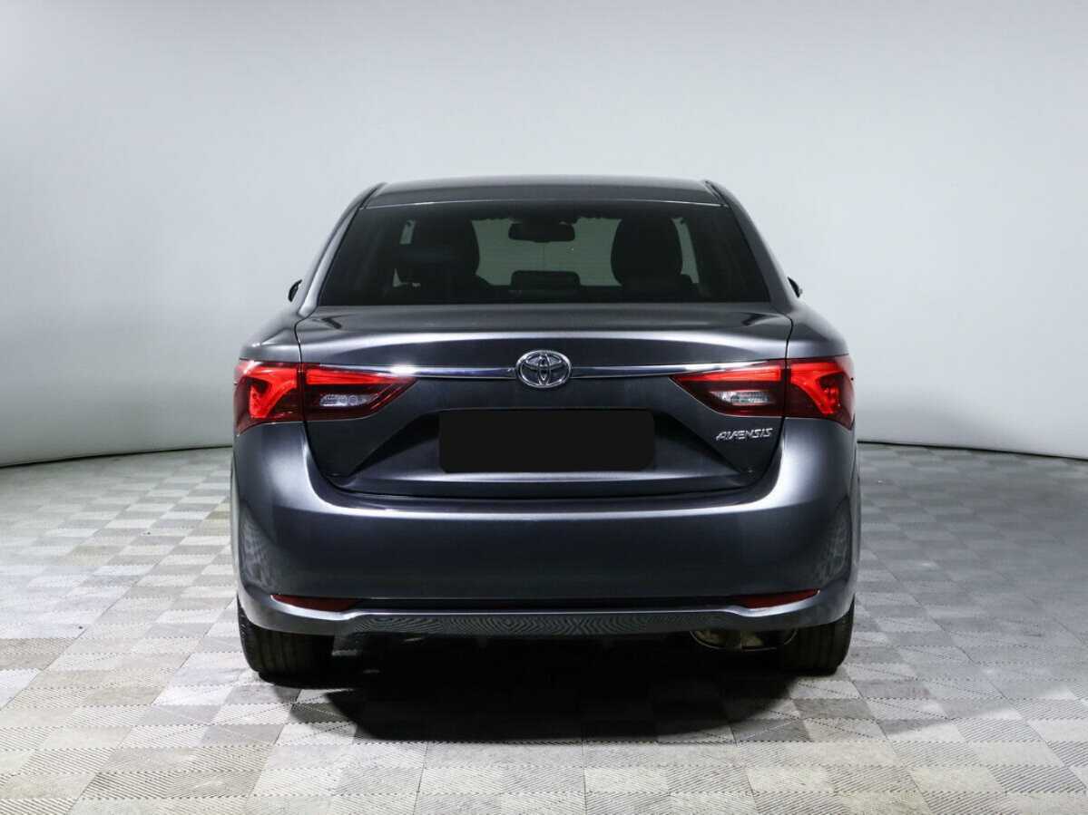 Toyota Avensis б/у, 2018, Механическая. Фото: #3