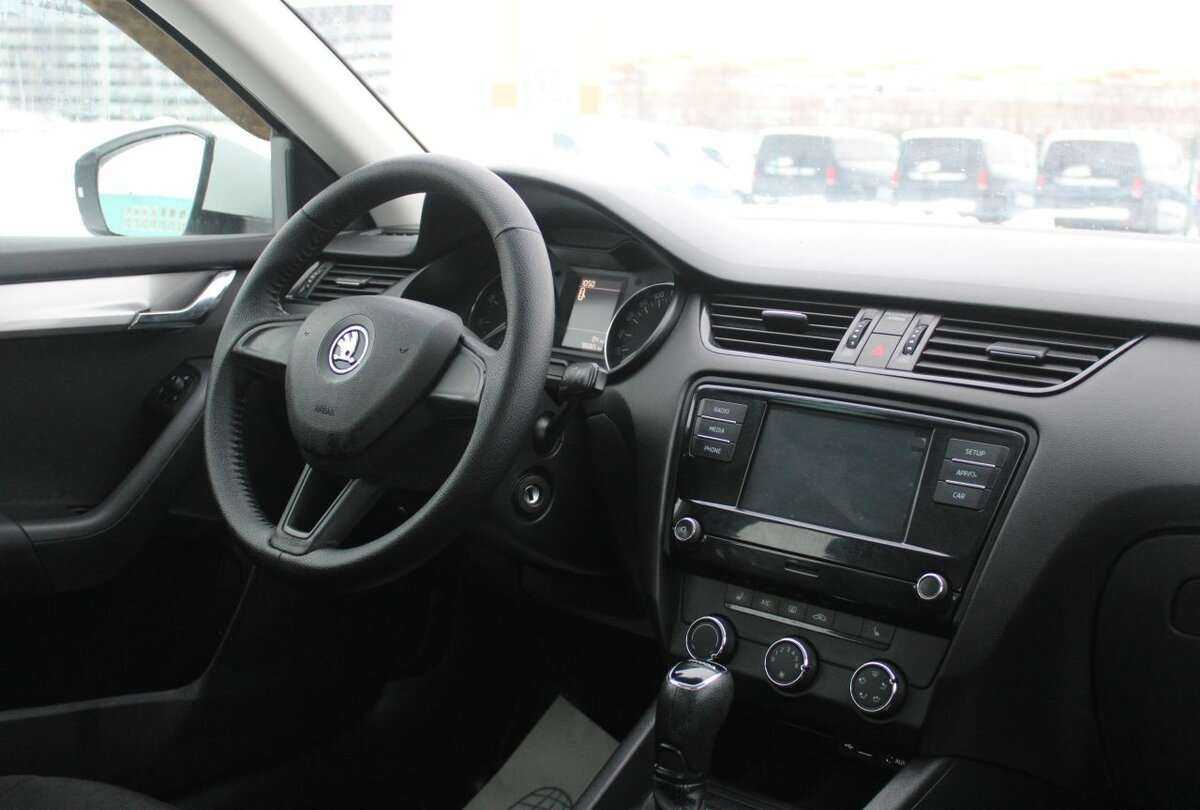 Skoda Octavia б/у, 2017, Автоматическая. Фото: #8
