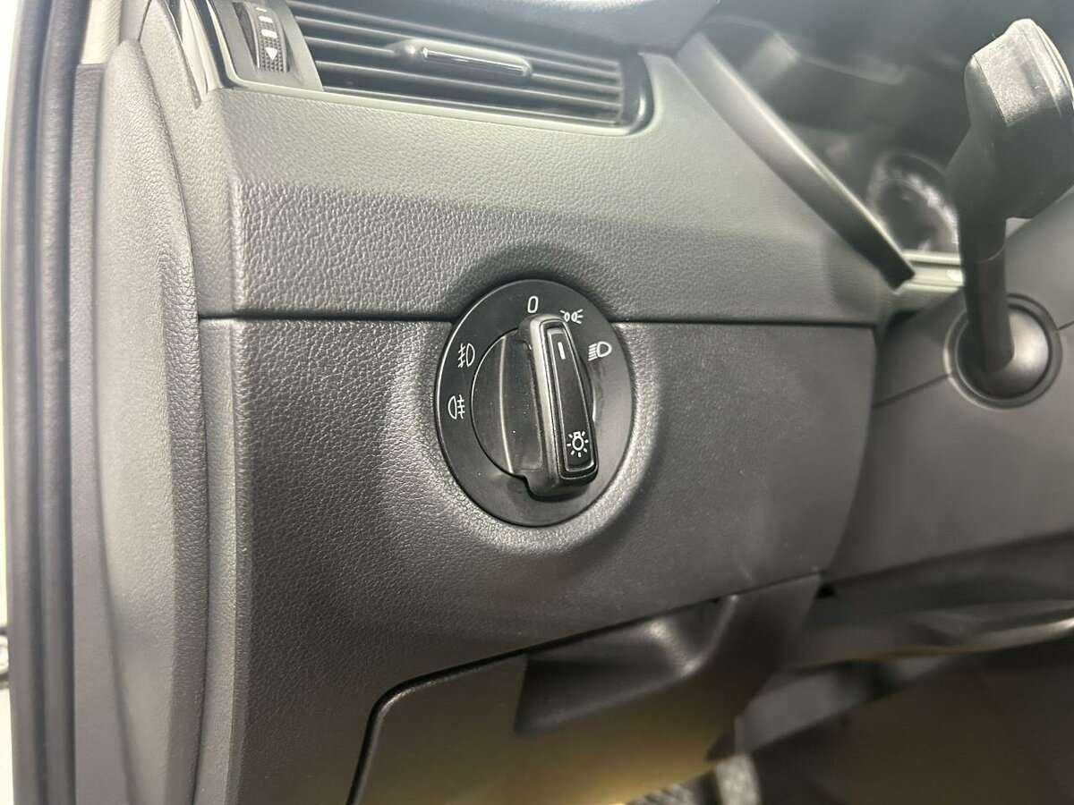 Skoda Octavia б/у, 2018, Механическая. Фото: #8