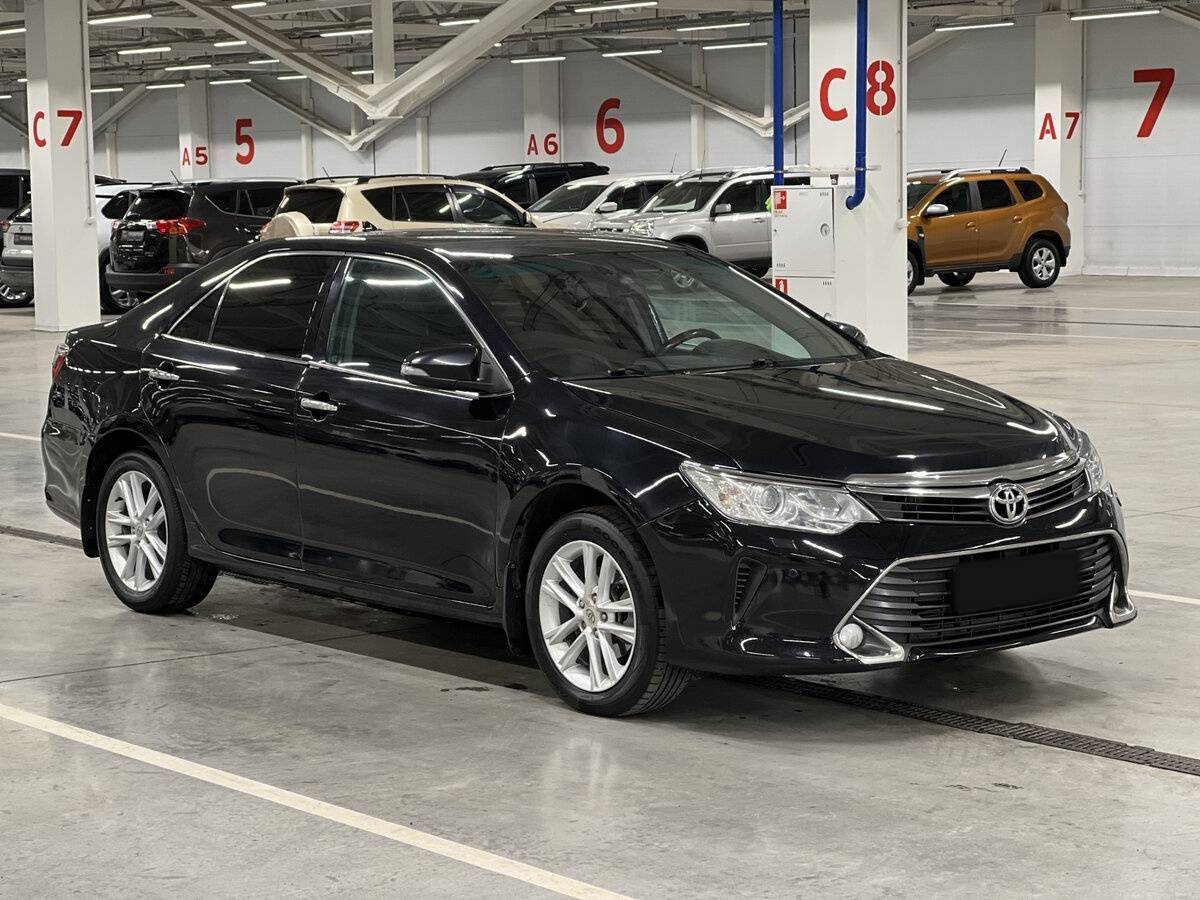 Toyota Camry б/у, 2015, Автоматическая. Фото: #2
