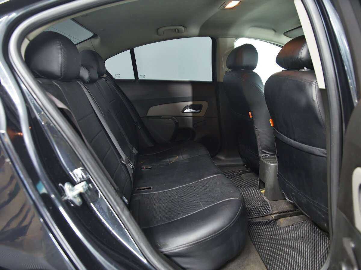Chevrolet Cruze б/у, 2013, Механическая. Фото: #10