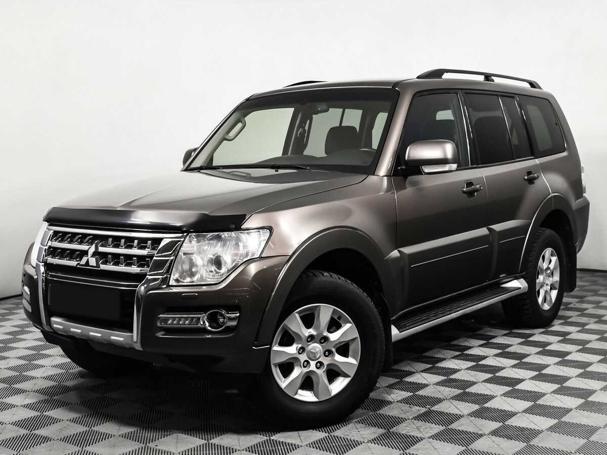 Mitsubishi Pajero б/у, 2015, Автоматическая. Фото: #0