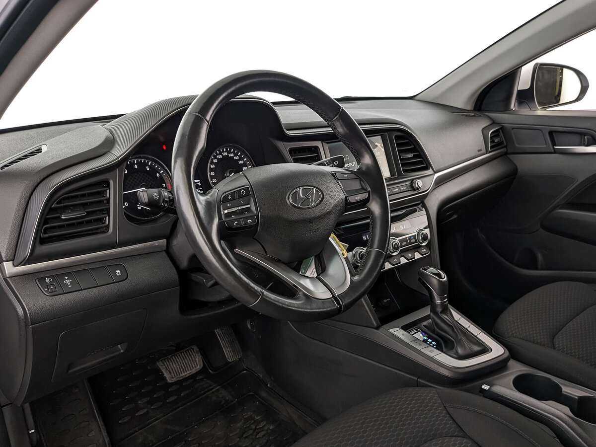Hyundai Elantra б/у, 2020, Автоматическая. Фото: #10